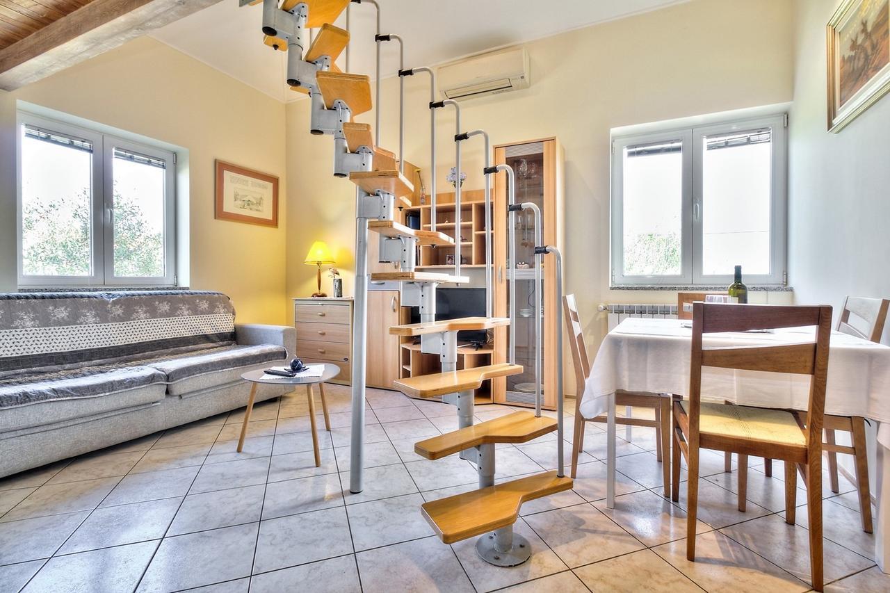 Lana House With Apartment Petrovija Экстерьер фото